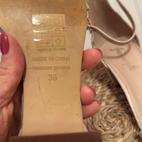 Free People Marigold Block Heel Cream/Goldish - 38 - Great Condition - Picture 8 of 9